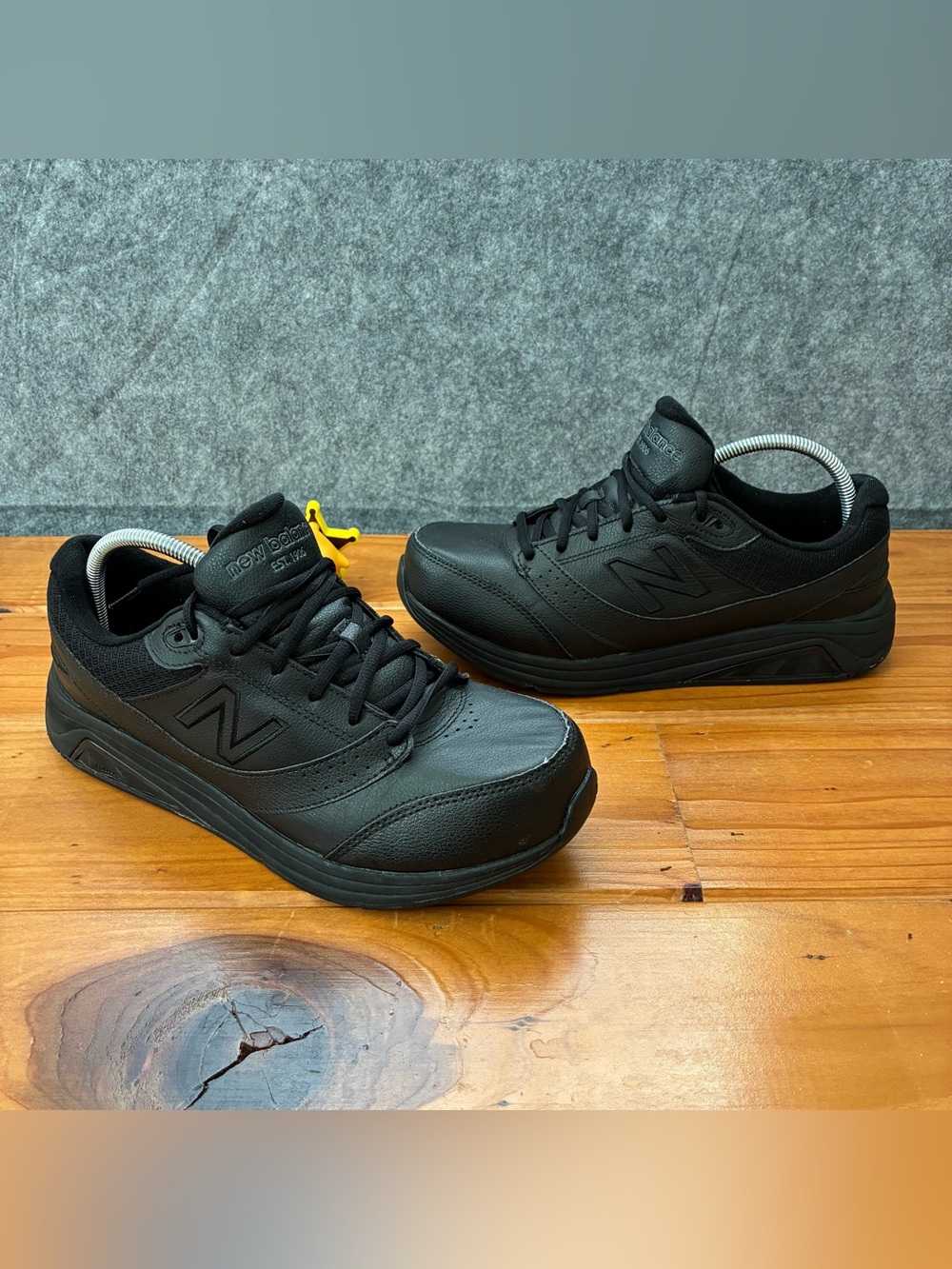 New Balance 928v3 Womens Size 11 D (Wide) Black Walking Running Sneakers Shoes